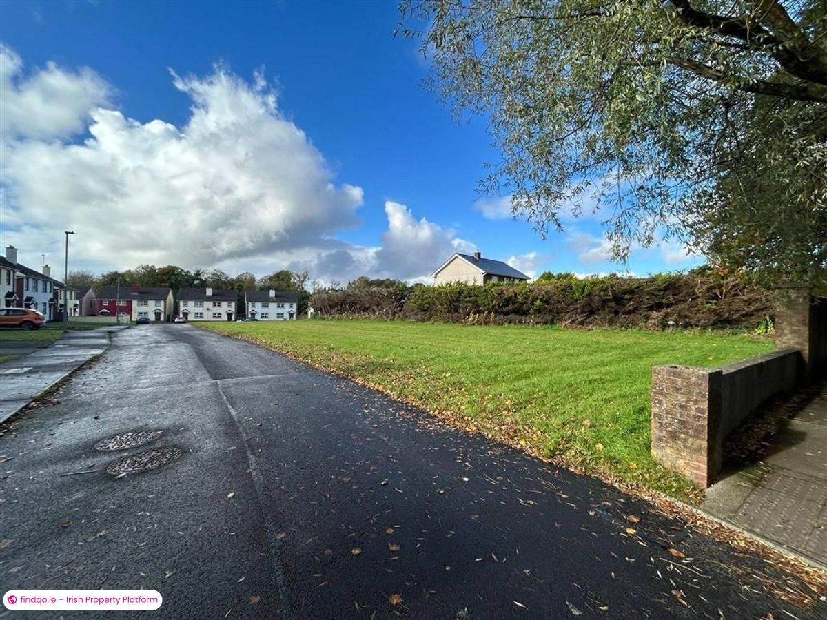 Semi-detached house for Sale in Ballaghaderreen, Roscommon