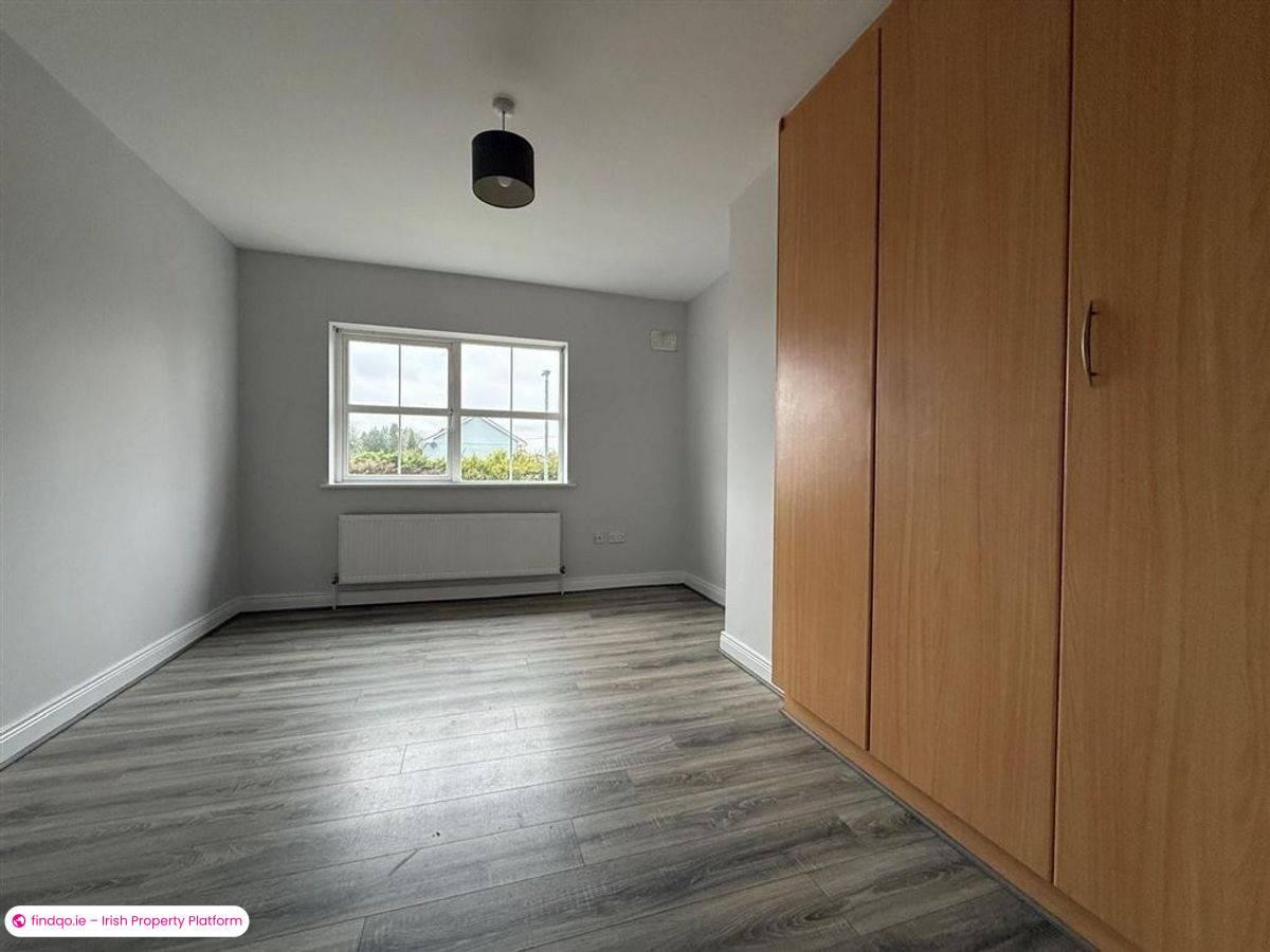 Semi-detached house for Sale in Ballaghaderreen, Roscommon