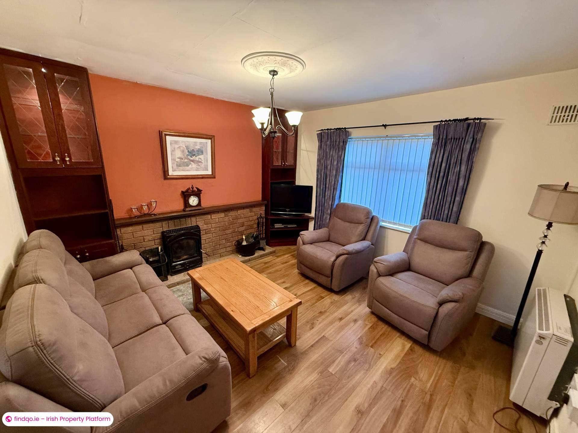 Semi-detached house for Sale in Ballyhaunis, Mayo