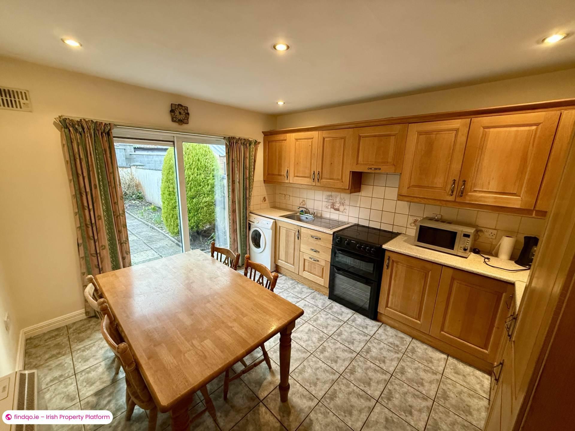 Semi-detached house for Sale in Ballyhaunis, Mayo