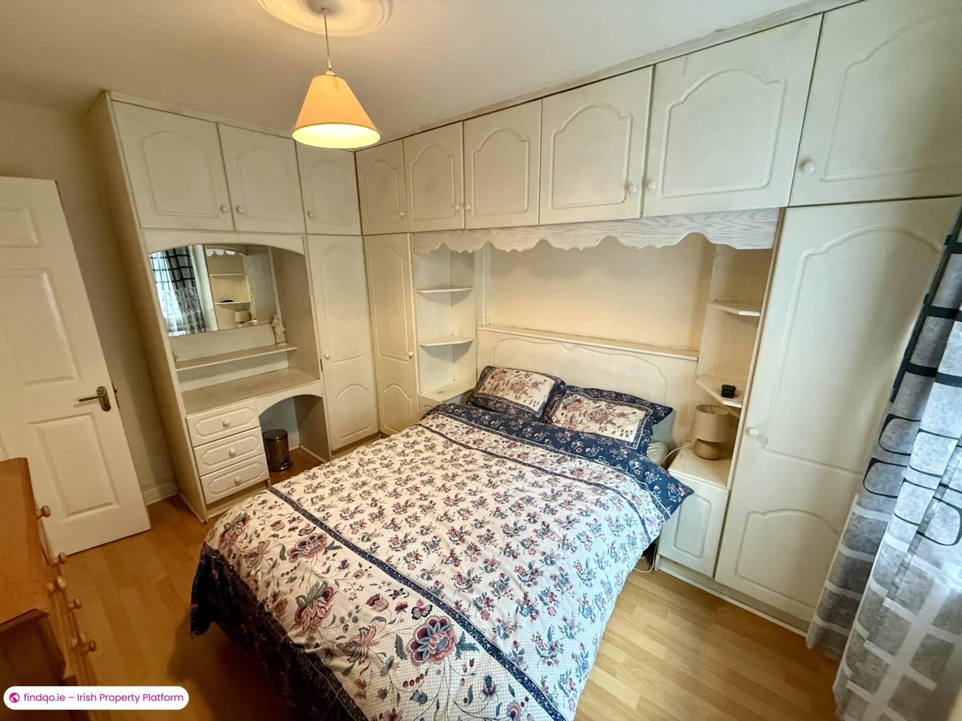 Semi-detached house for Sale in Ballyhaunis, Mayo