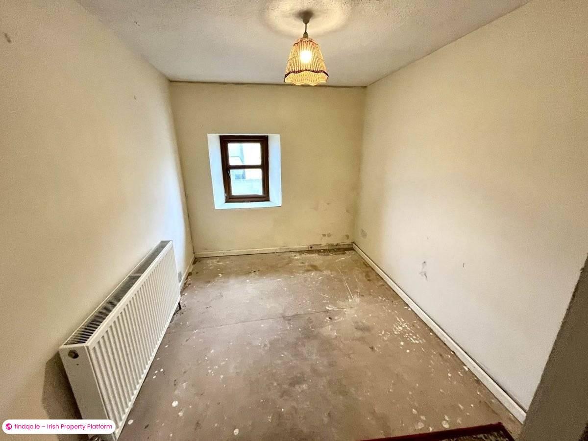 Terraced house for Sale in Easkey, Sligo