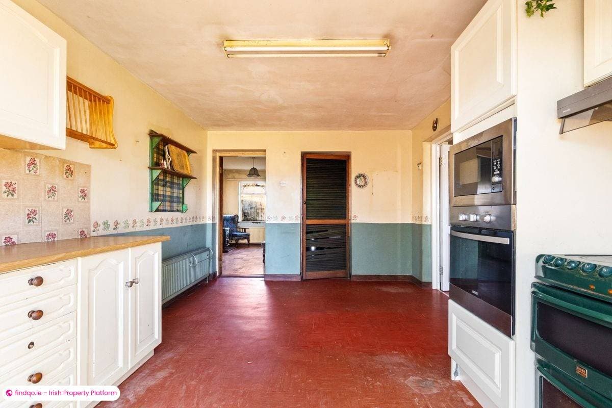Terraced house for Sale in Riverstown, Cork