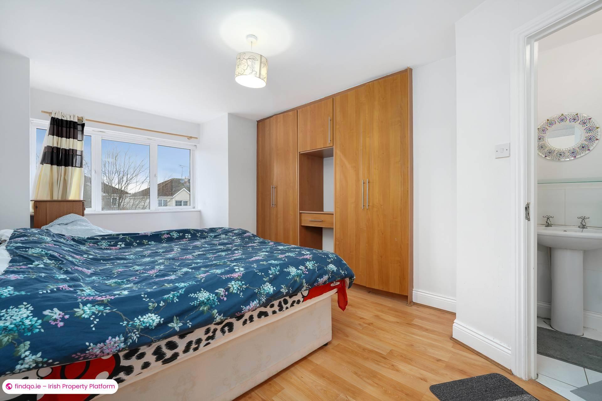 Semi-detached house for Sale in Navan, Meath