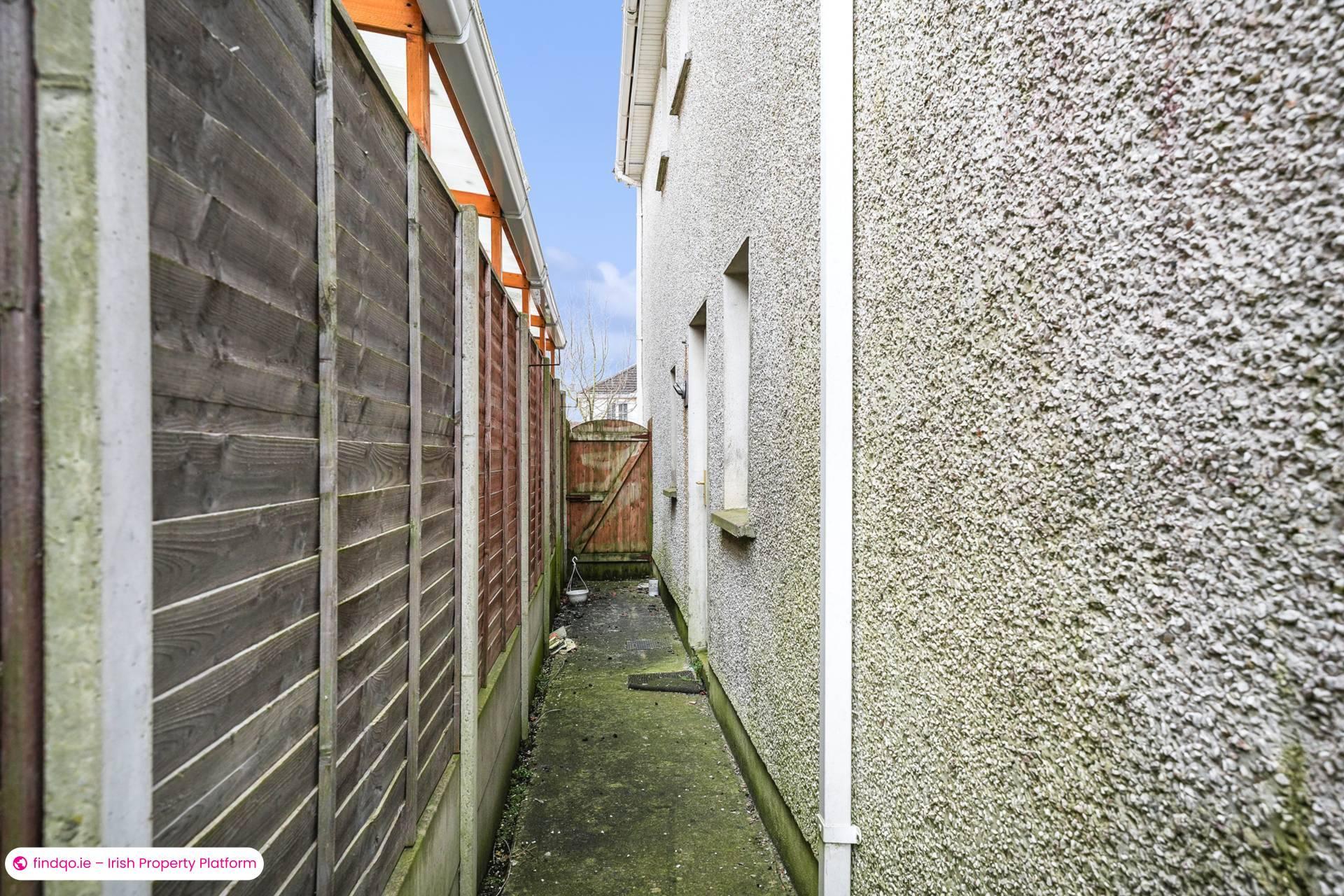 Semi-detached house for Sale in Navan, Meath