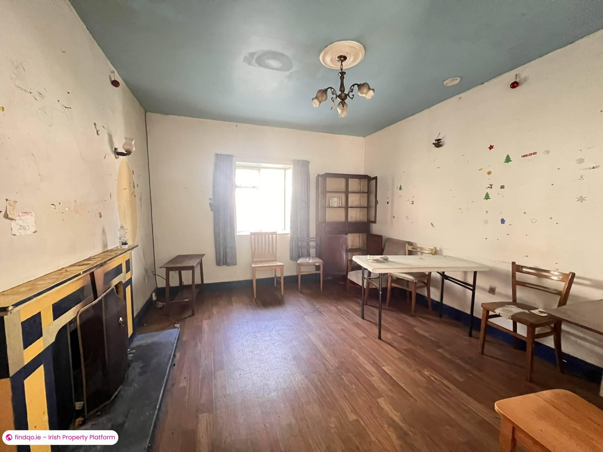 Bungalow for Sale in Cahir, Tipperary