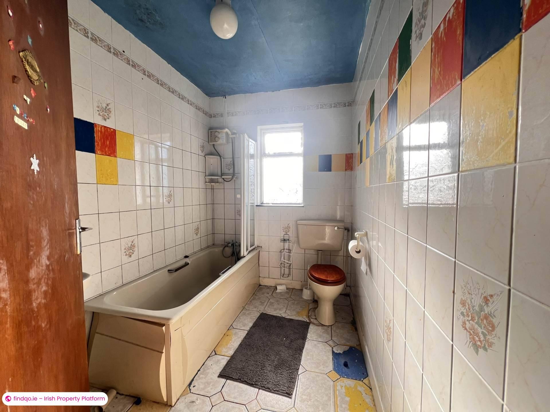 Bungalow for Sale in Cahir, Tipperary