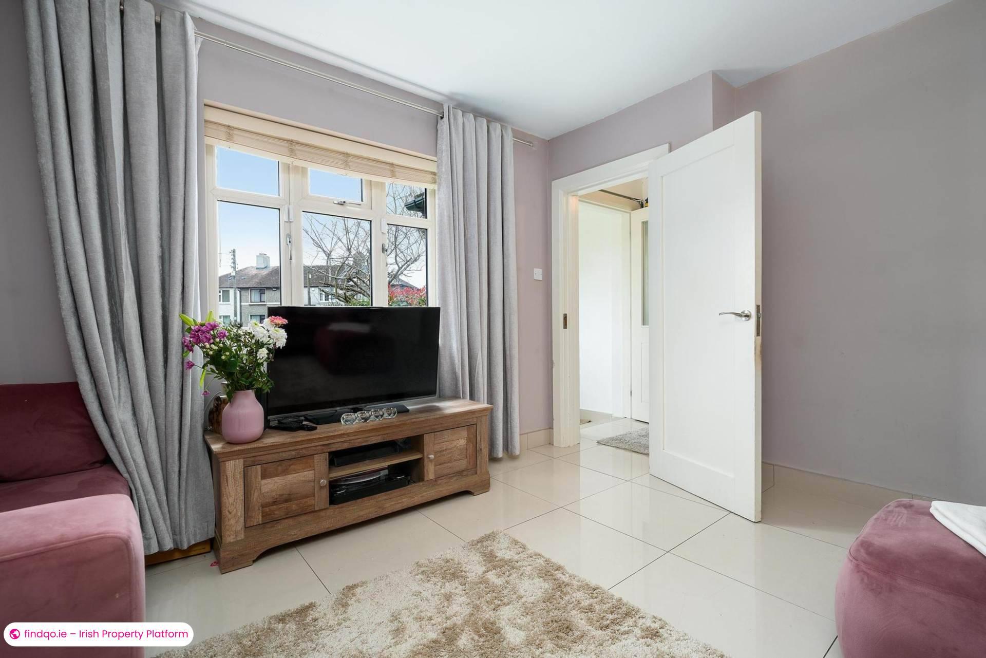 Semi-detached house for Sale in Dublin 7