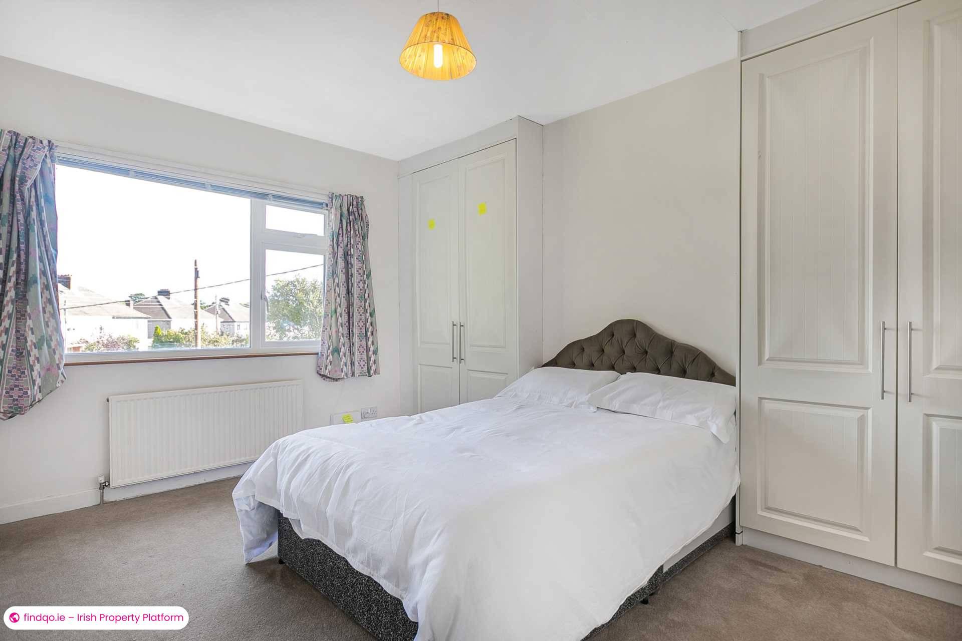 Semi-detached house for Sale in Dublin 14