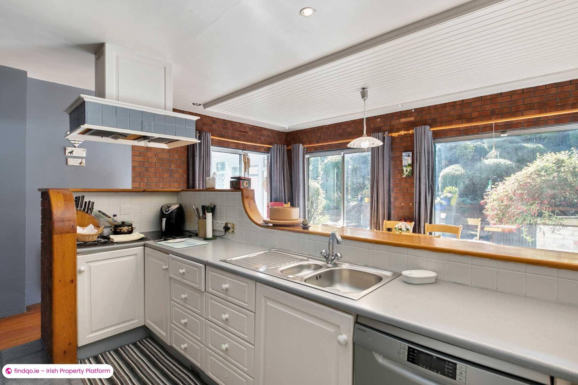 Bungalow for Sale in Dublin 18