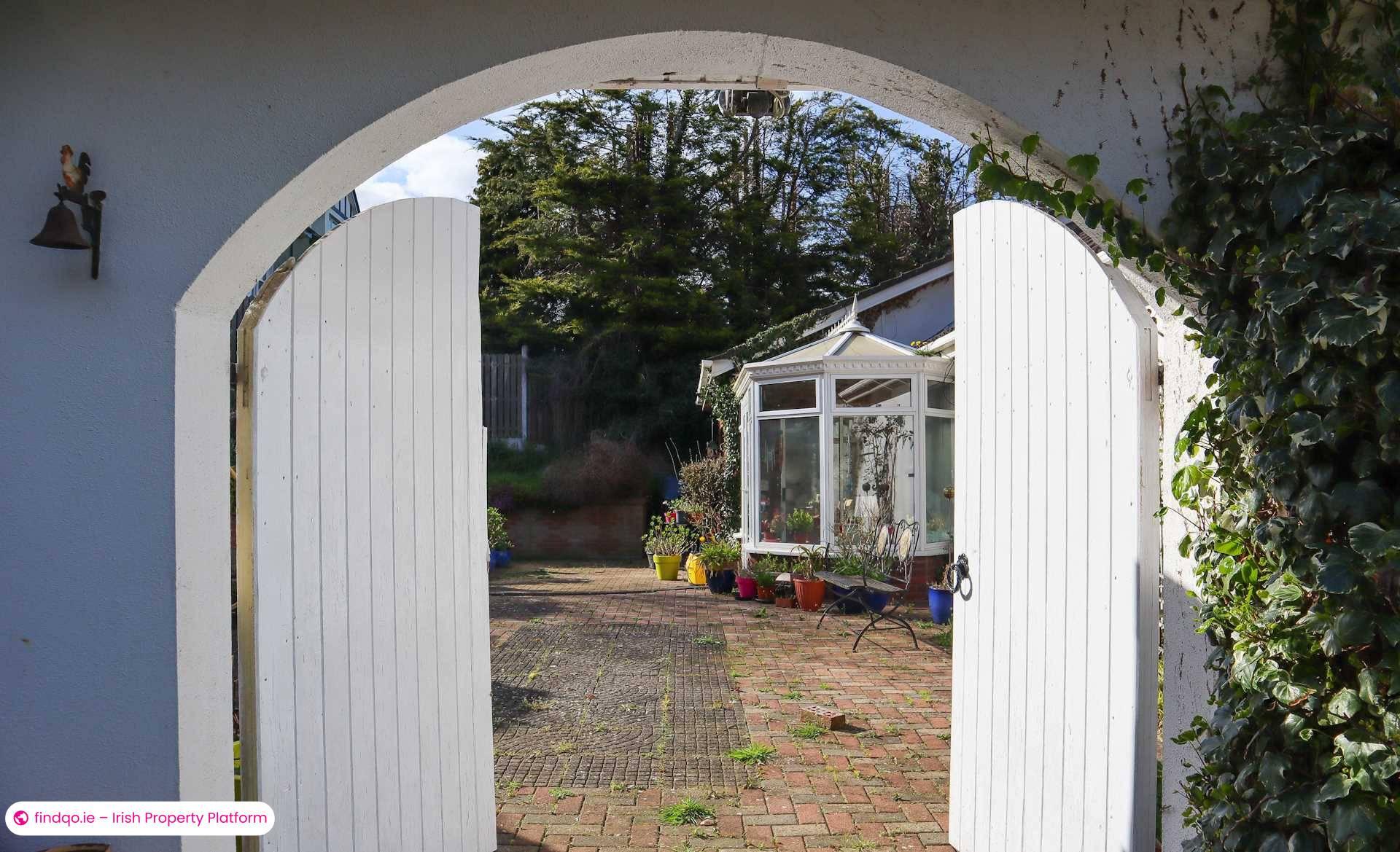 Bungalow for Sale in Dublin 18