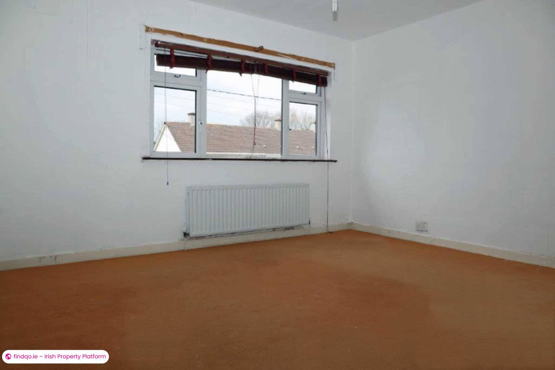 End of terrace house for Sale in Stillorgan, Dublin (County)