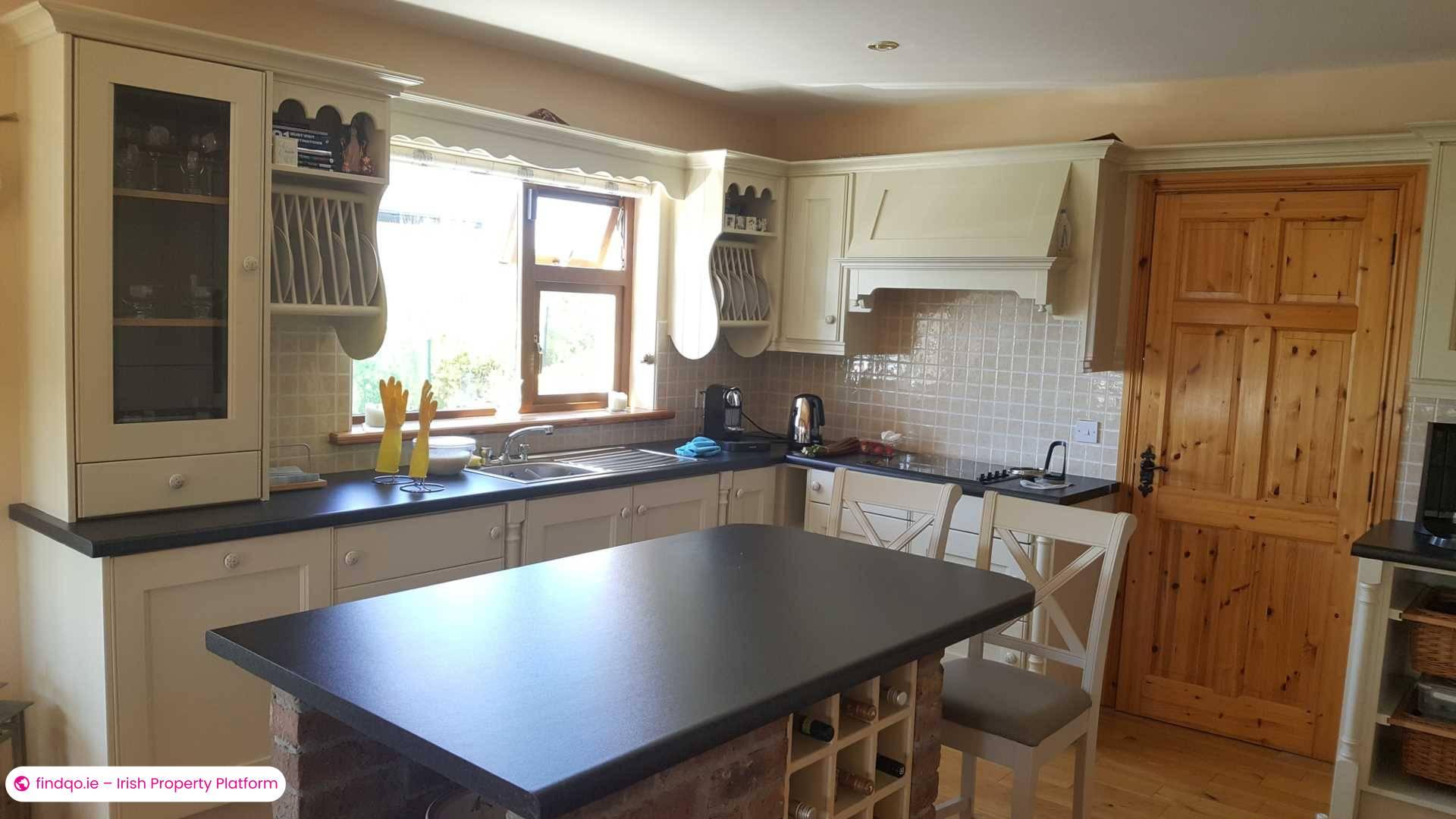 Detached house for Sale in Ventry, Kerry