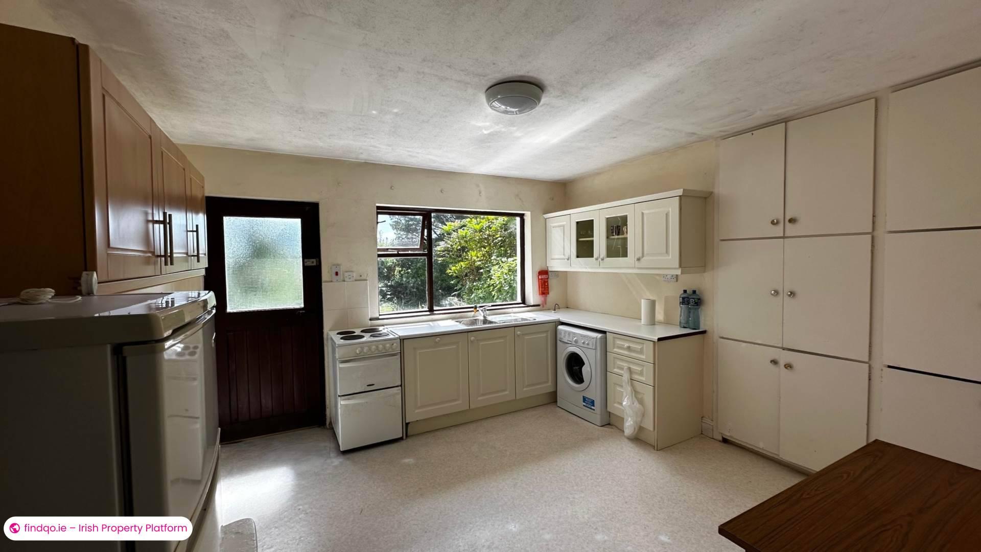 Detached house for Sale in Rosscahill, Galway, H91 X9CR