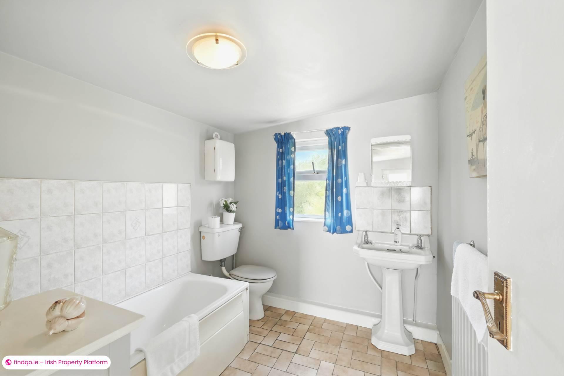 Detached house for Sale in Clifden, Galway