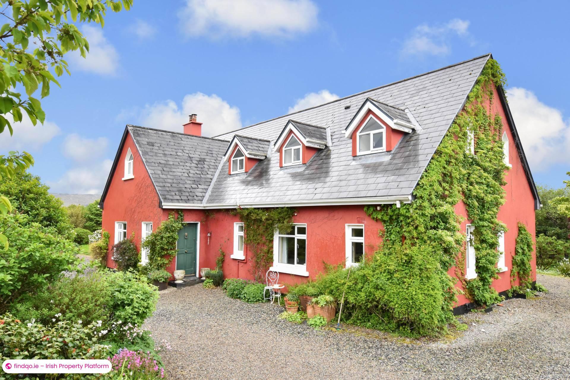 Detached house for Sale in Oughterard, Galway, H91 RF2H