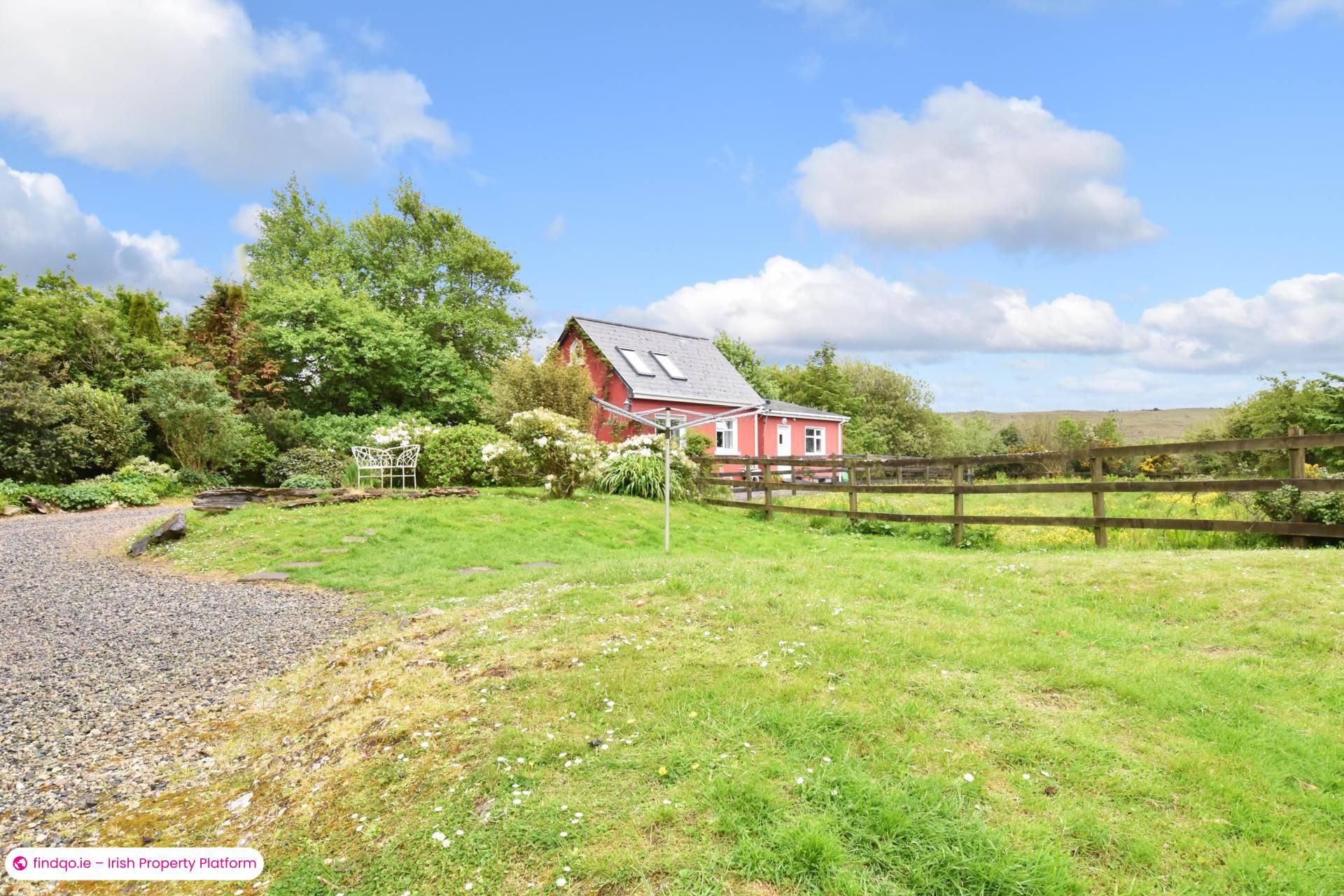 Detached house for Sale in Oughterard, Galway, H91 RF2H