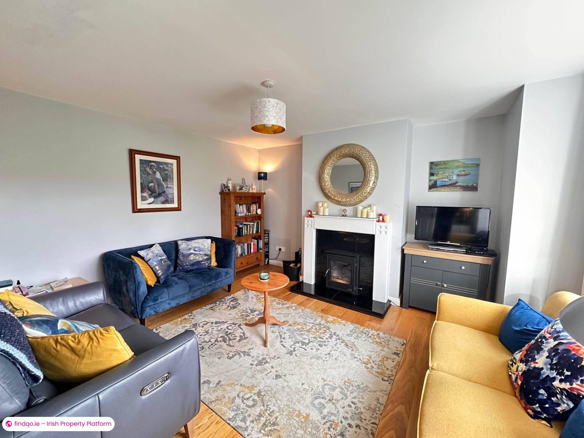 Semi-detached house for Sale in Oughterard, Galway, H91 N22X