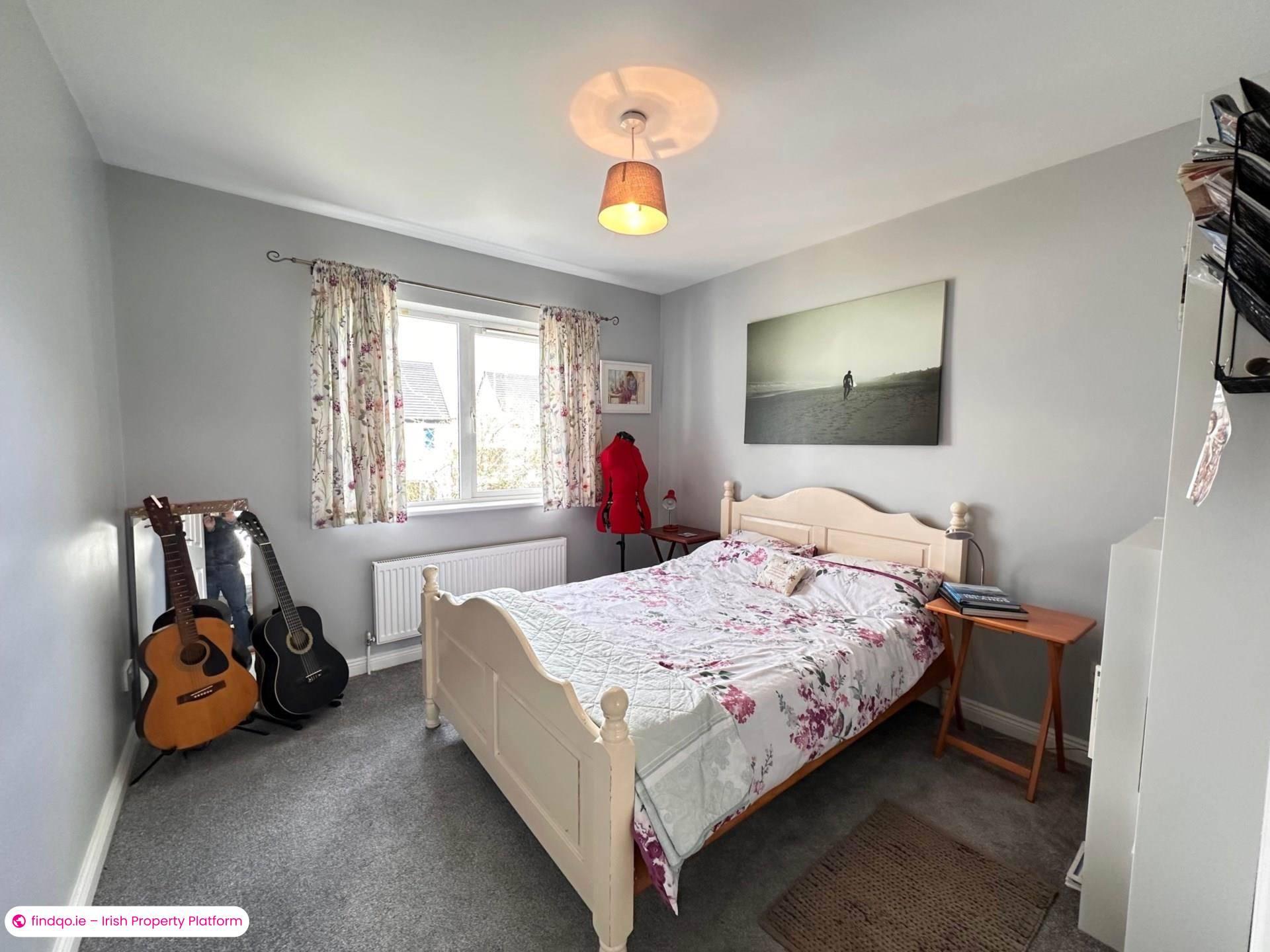 Semi-detached house for Sale in Oughterard, Galway, H91 N22X