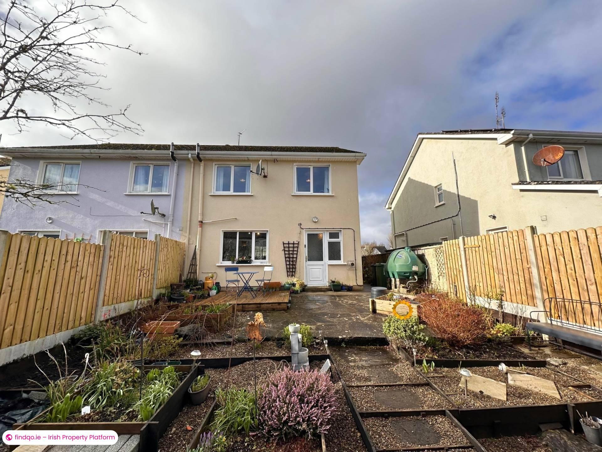 Semi-detached house for Sale in Oughterard, Galway, H91 N22X