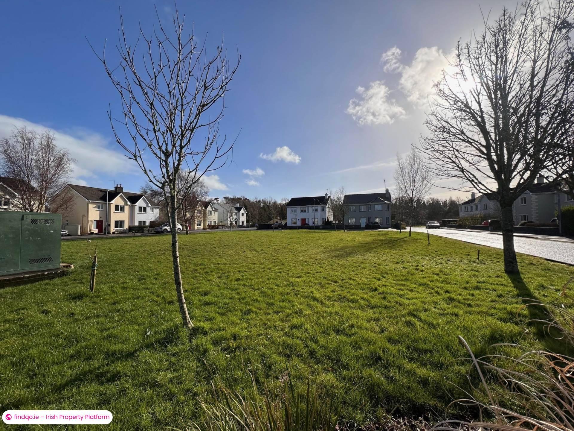 Semi-detached house for Sale in Oughterard, Galway, H91 N22X