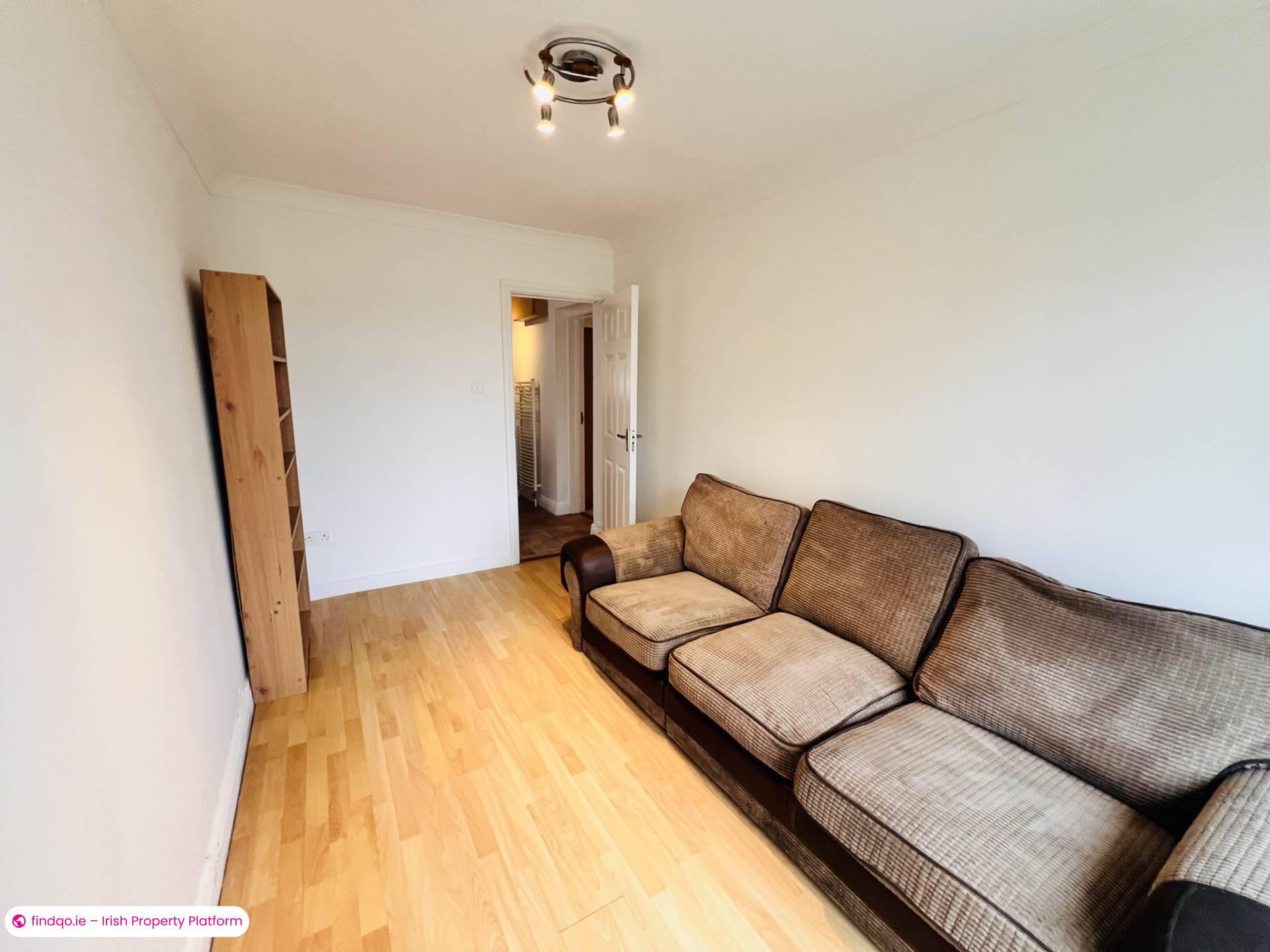 Semi-detached house for Sale in Westbury, Clare