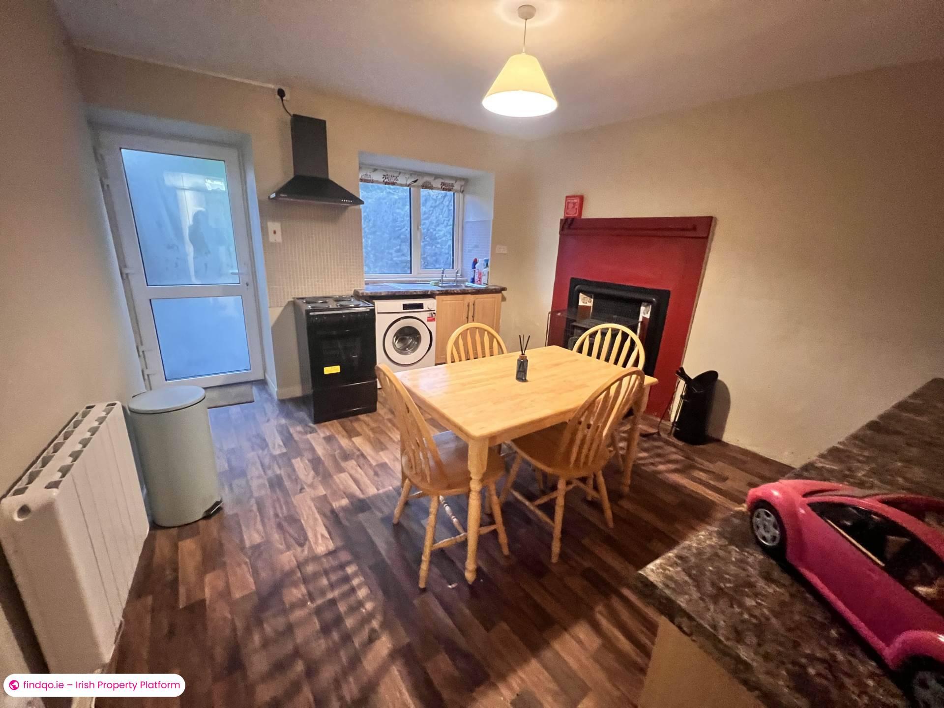 3 Bedroom Terraced house for Rent in Newmarket, Cork