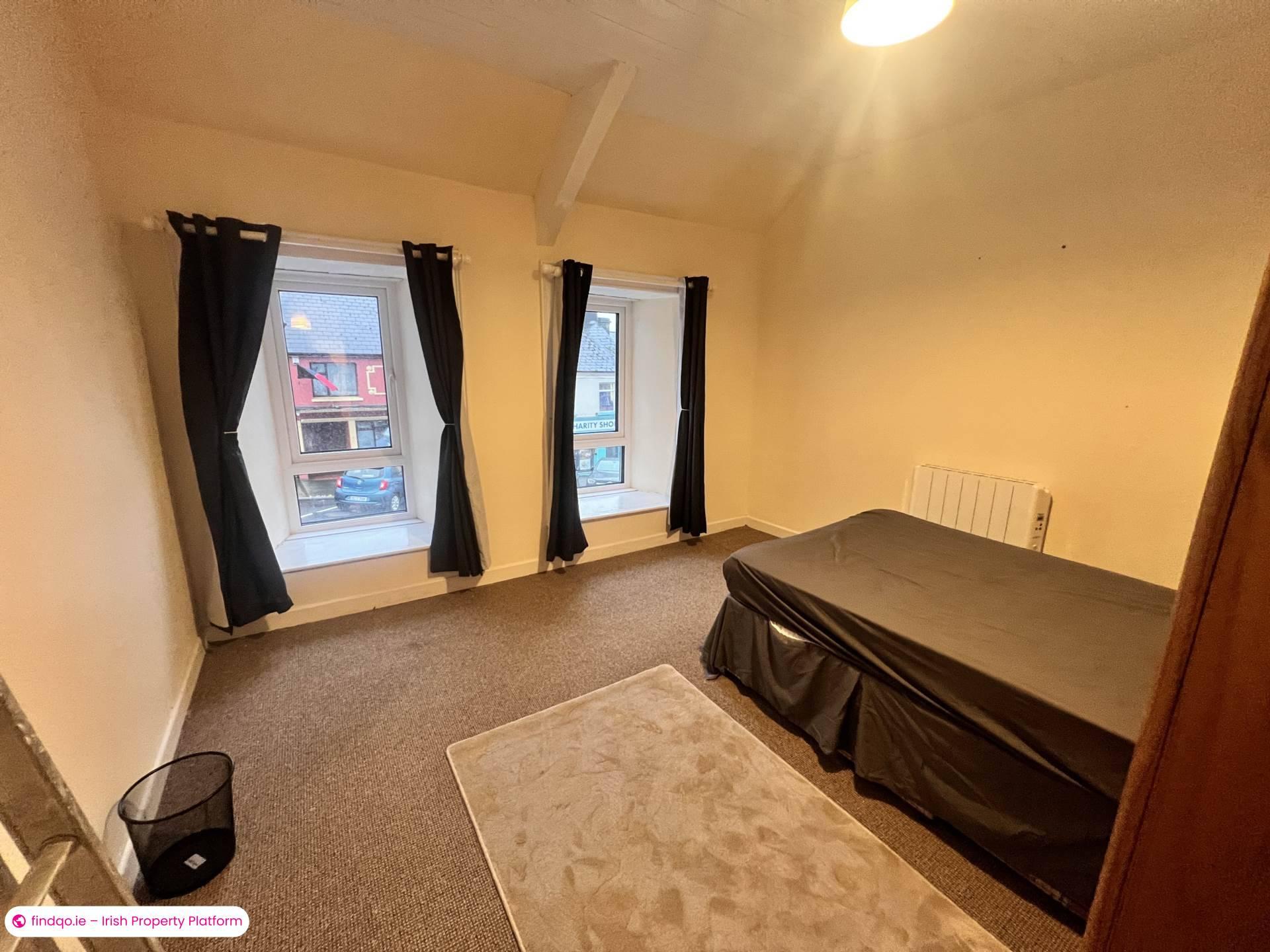 3 Bedroom Terraced house for Rent in Newmarket, Cork