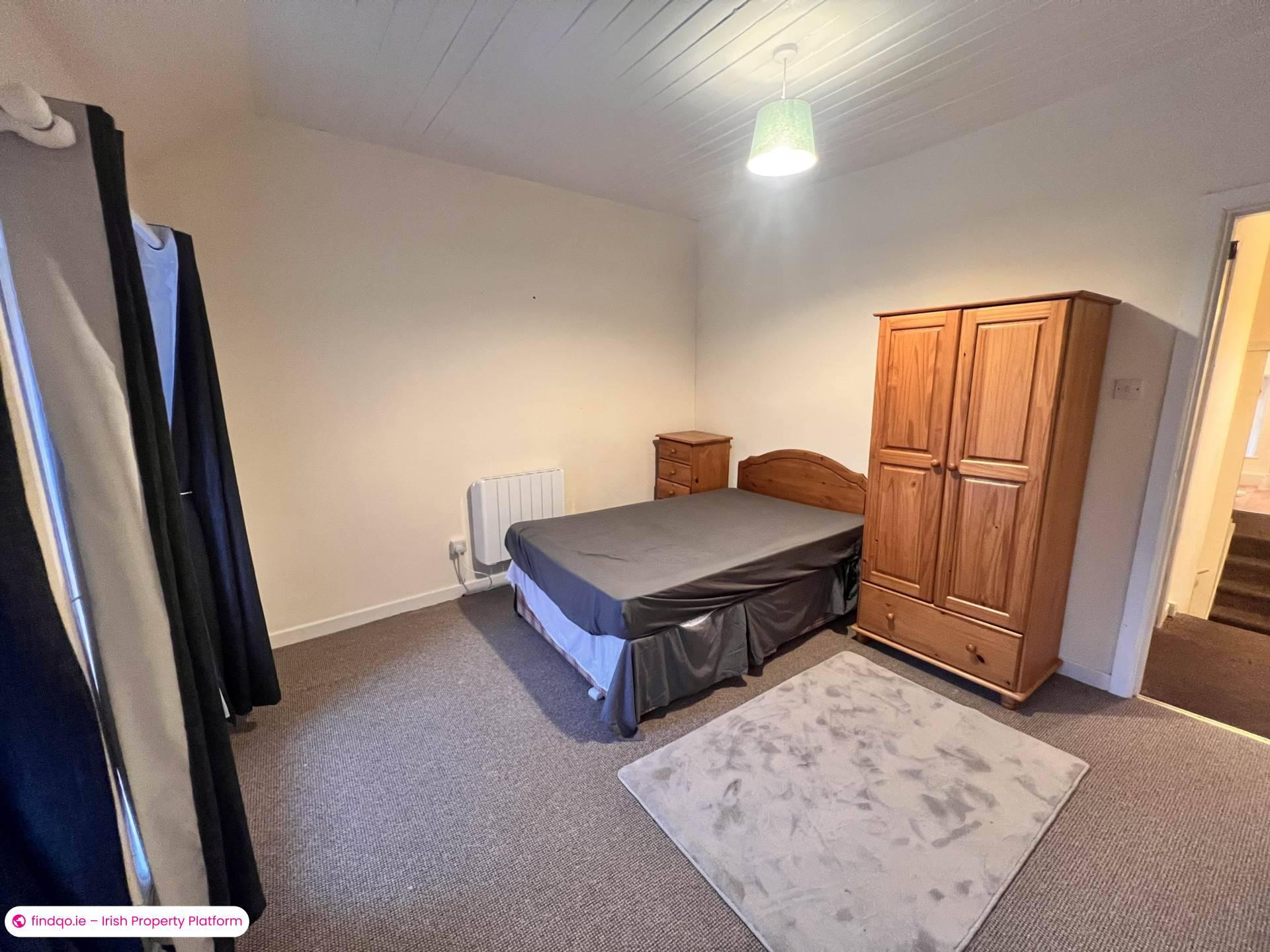 3 Bedroom Terraced house for Rent in Newmarket, Cork