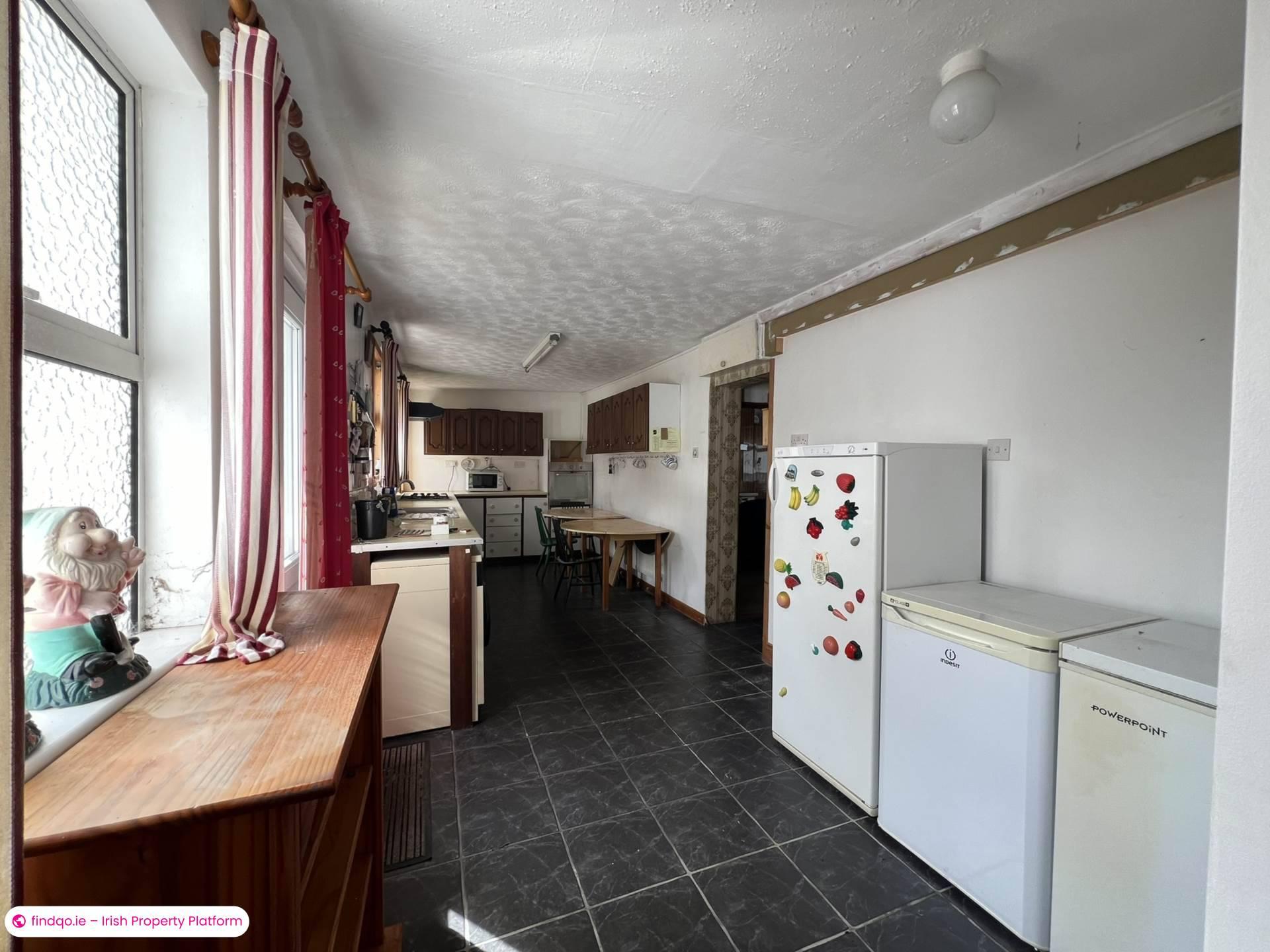 Semi-detached house for Sale in Cahir, Tipperary