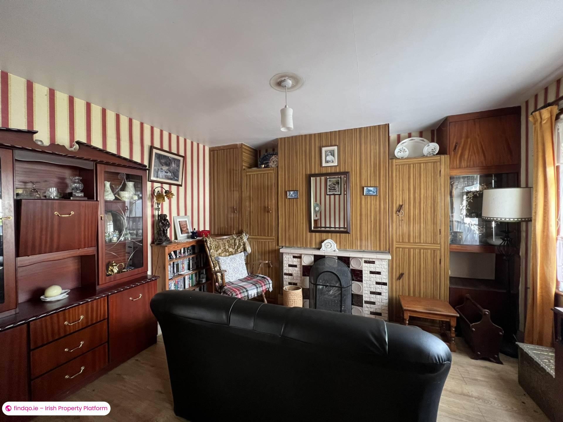 Semi-detached house for Sale in Cahir, Tipperary