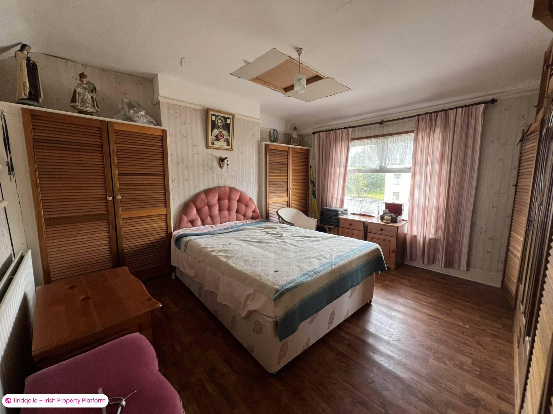 Semi-detached house for Sale in Cahir, Tipperary