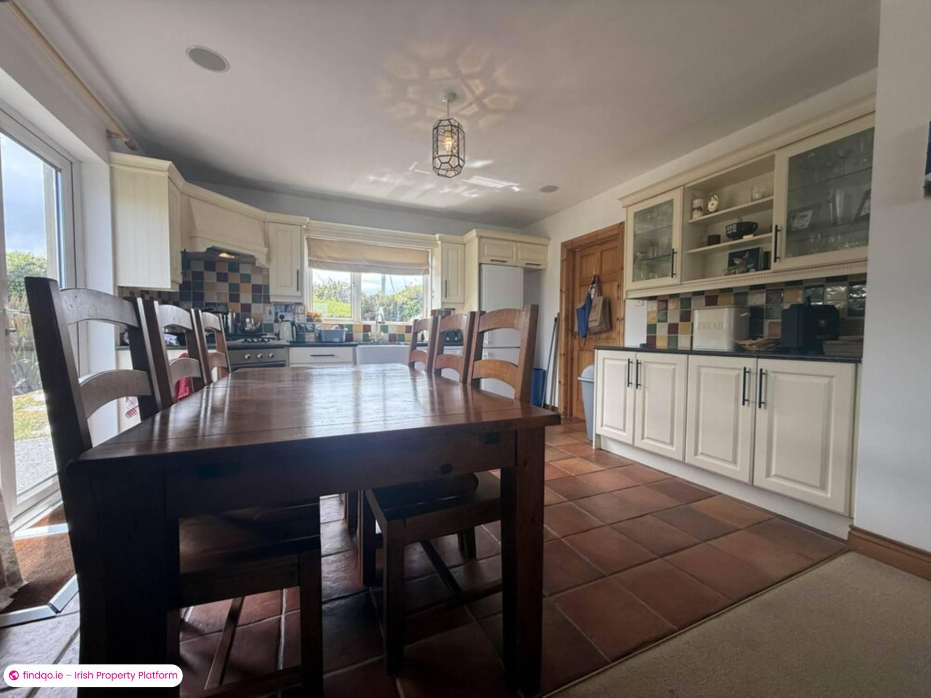 Detached house for Sale in Burtonport, Donegal