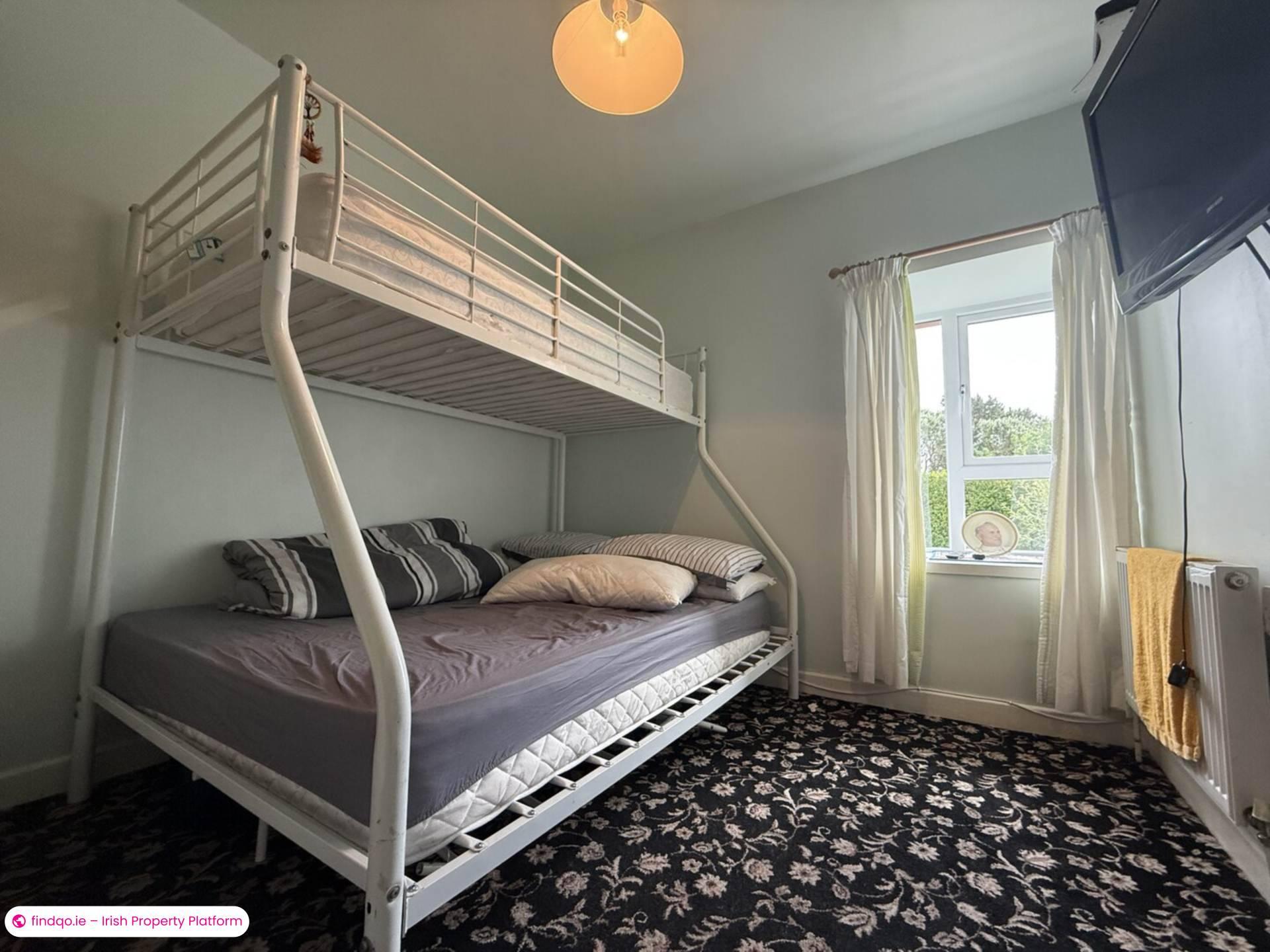 Detached house for Sale in Burtonport, Donegal