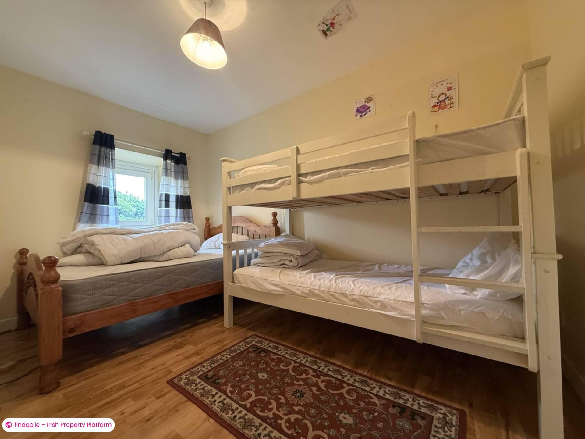 Detached house for Sale in Burtonport, Donegal