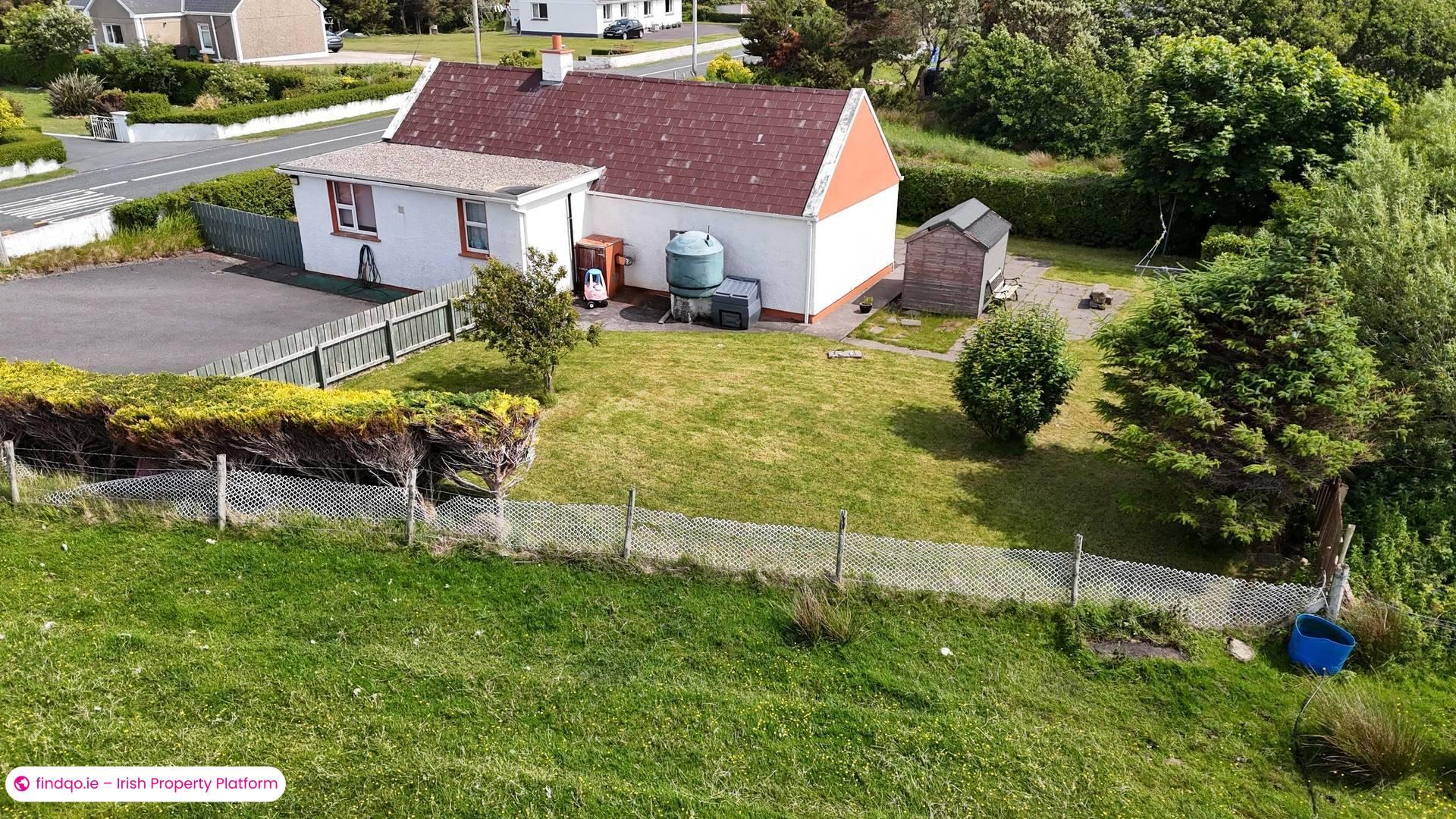 Detached house for Sale in Burtonport, Donegal
