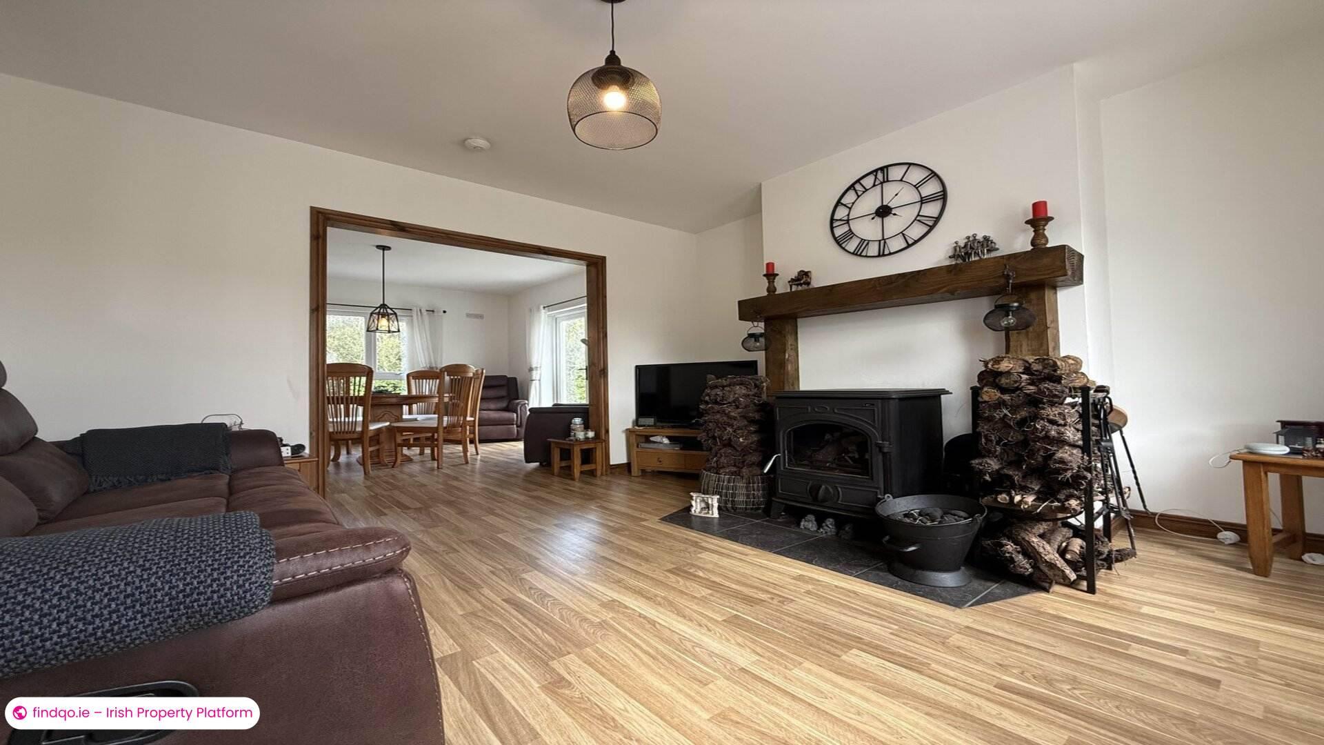 Detached house for Sale in Doochary, Donegal