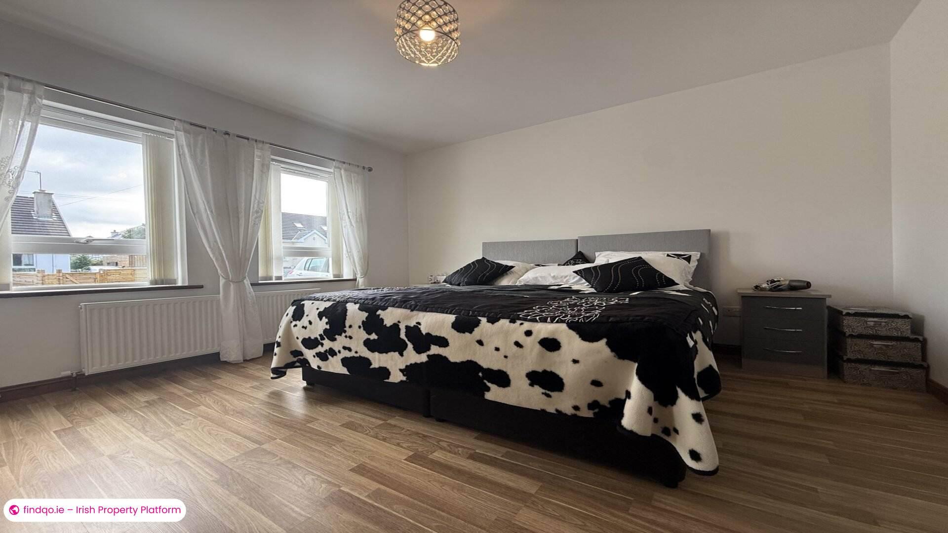 Detached house for Sale in Doochary, Donegal