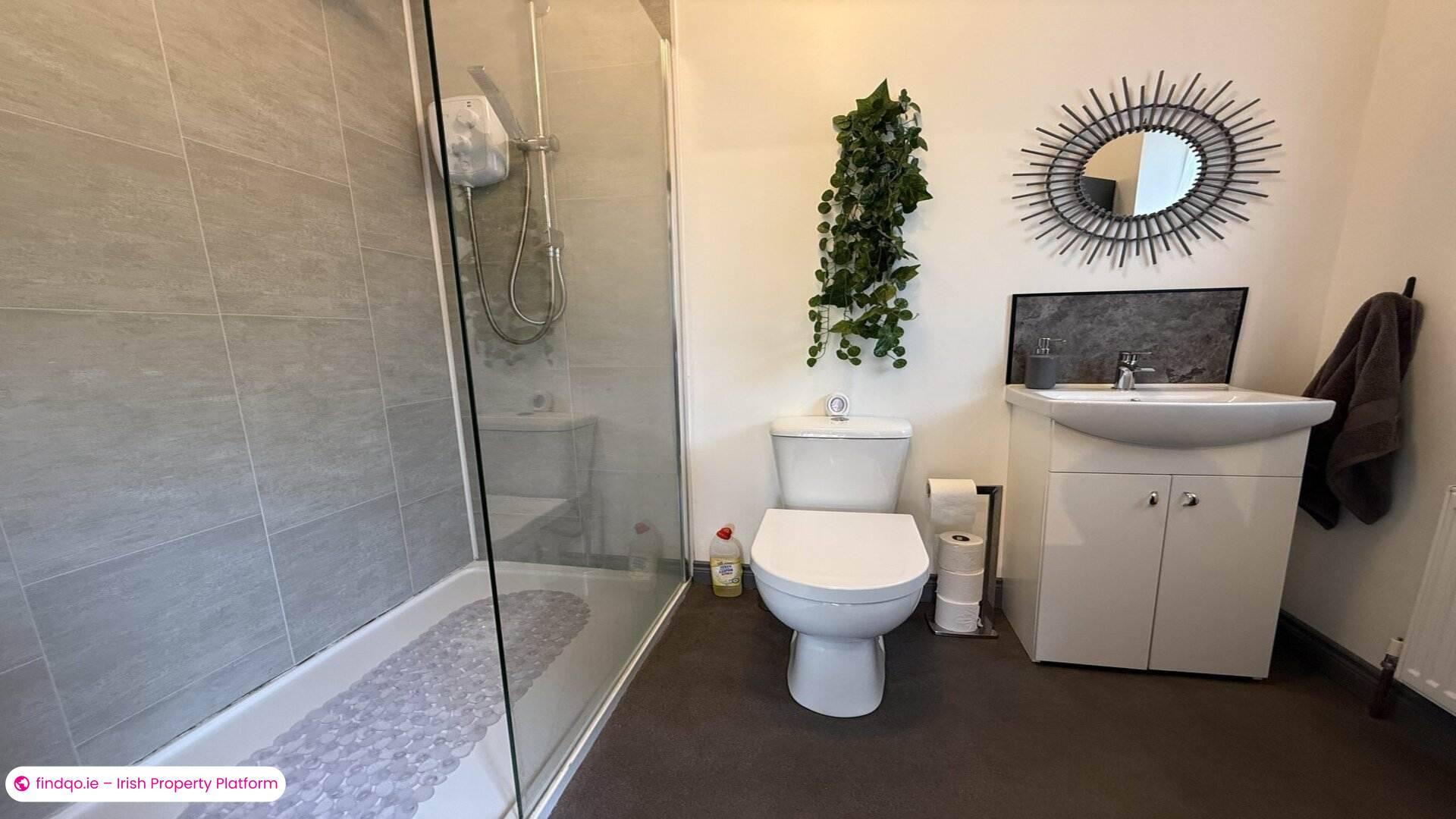 Detached house for Sale in Doochary, Donegal