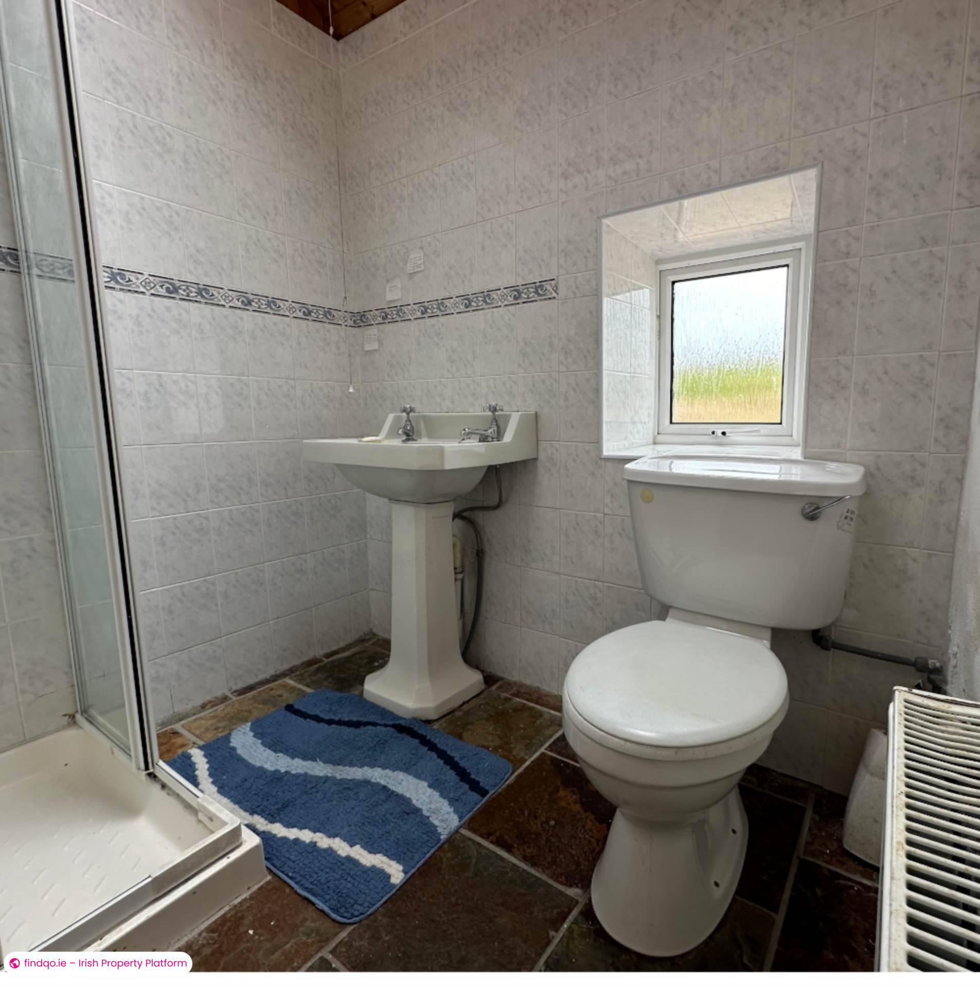 Detached house for Sale in Burtonport, Donegal