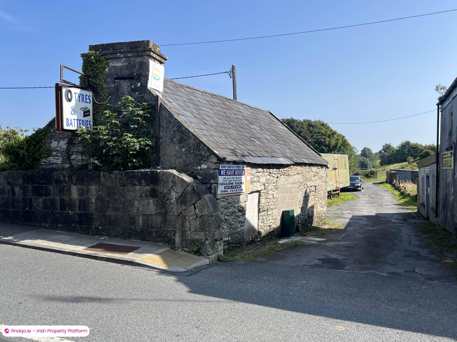 Semi-detached house for Sale in Kilkelly, Mayo