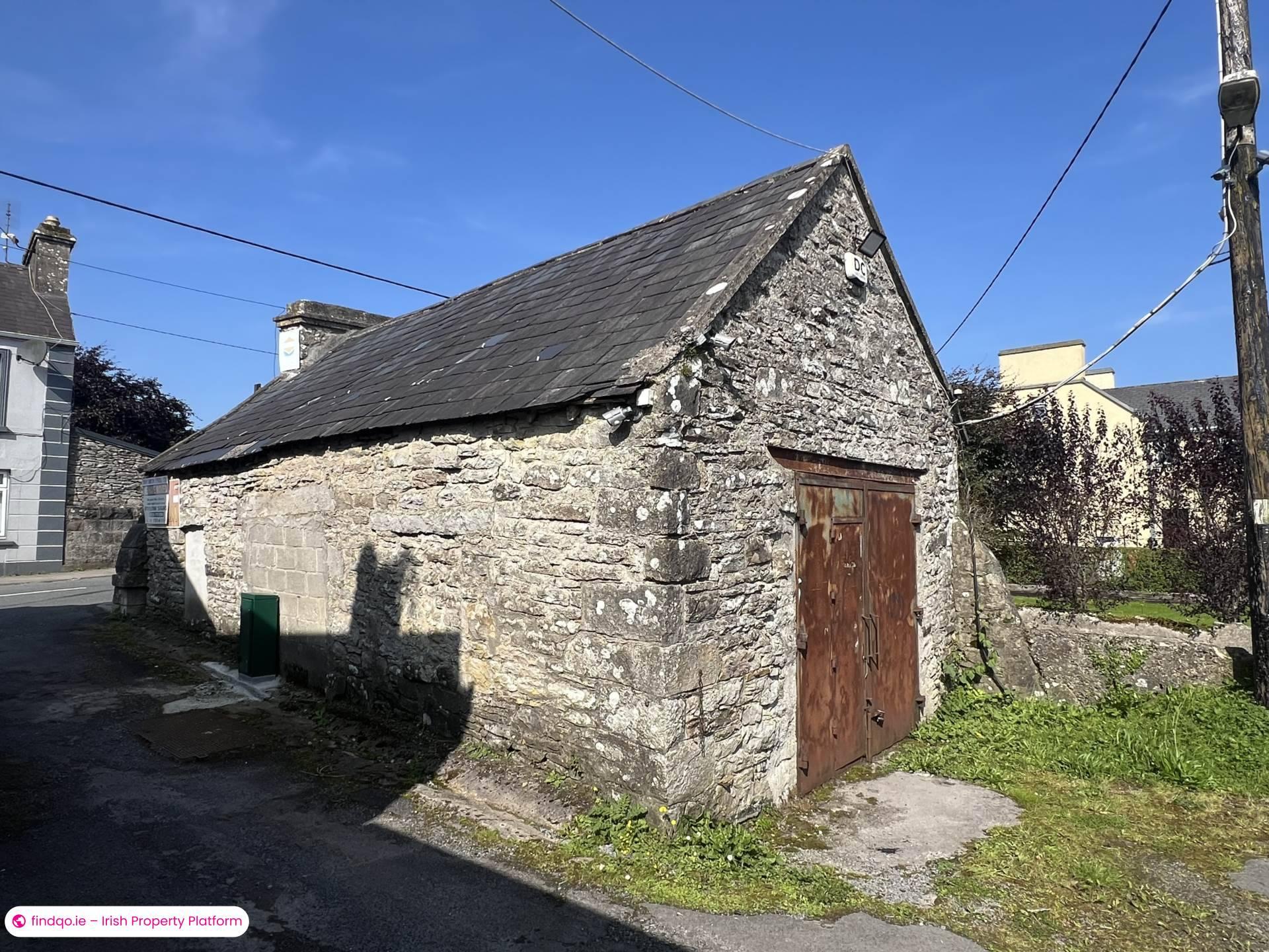 Semi-detached house for Sale in Kilkelly, Mayo