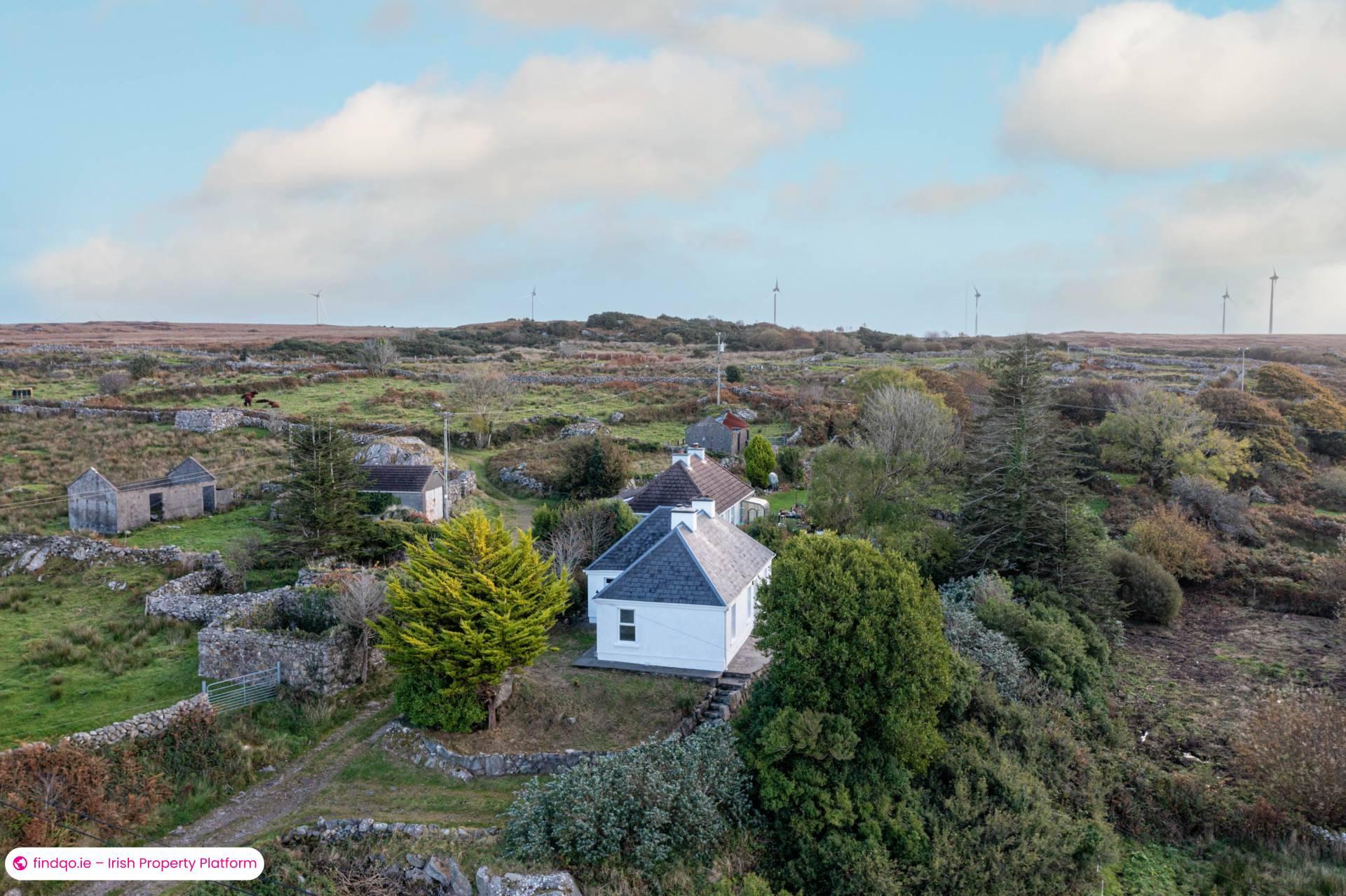 Detached house for Sale in Spiddal, Galway