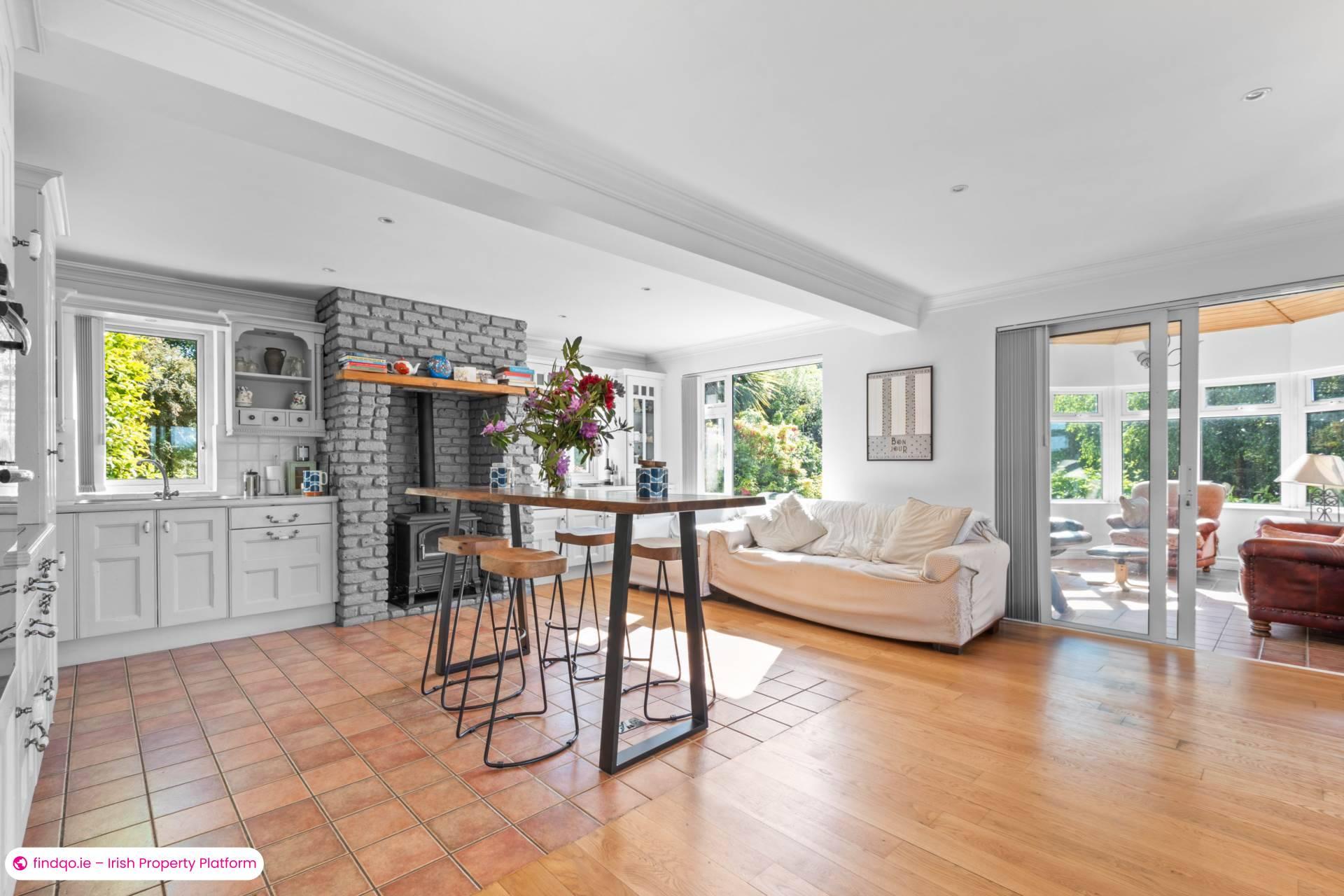 Detached house for Sale in Oughterard, Galway