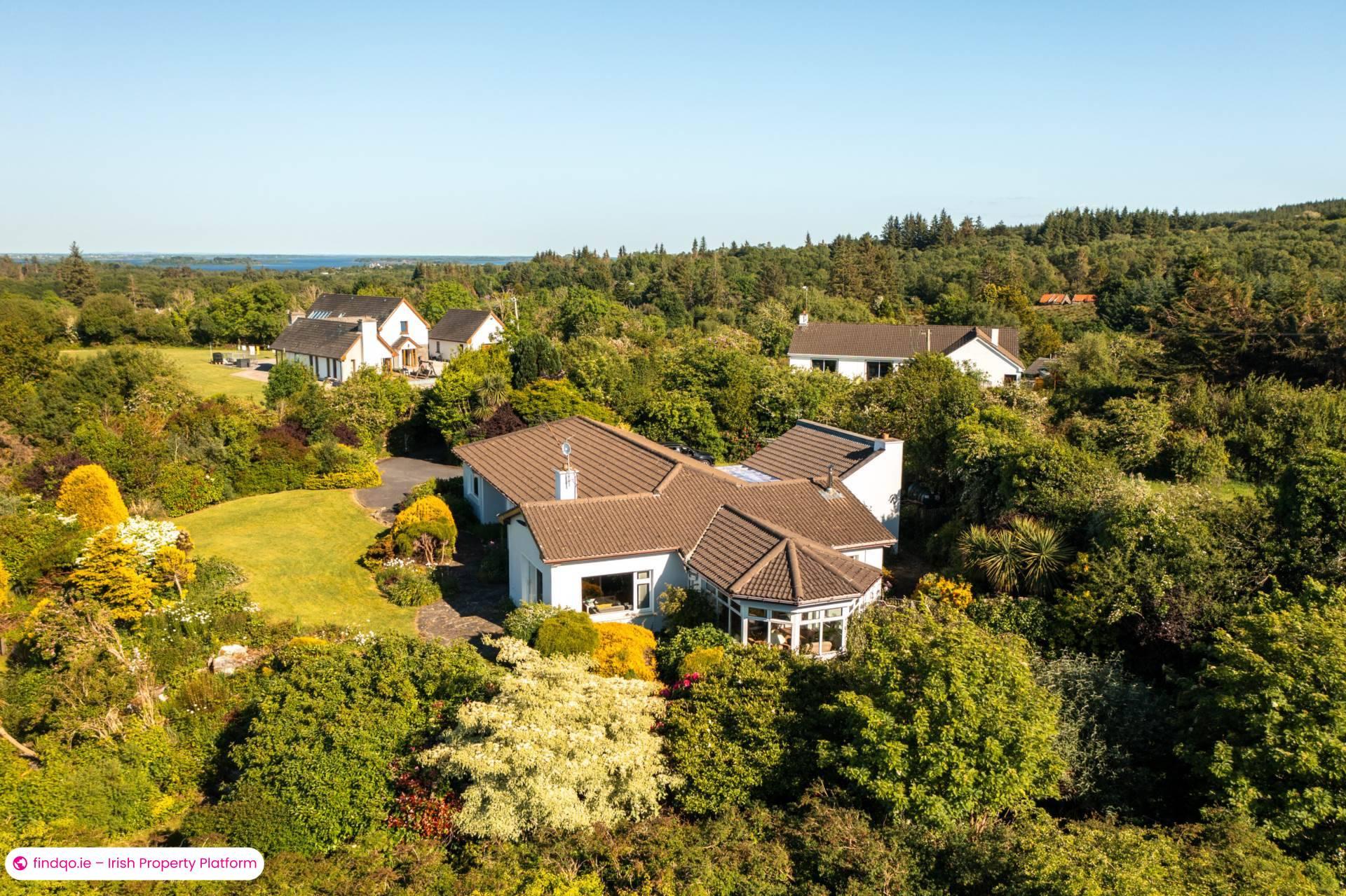 Detached house for Sale in Oughterard, Galway