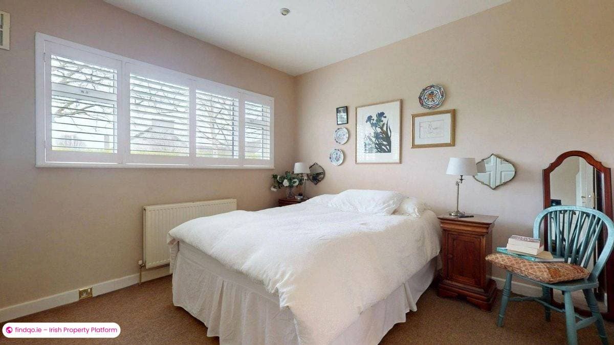 Bungalow for Sale in Sutton, Dublin 13