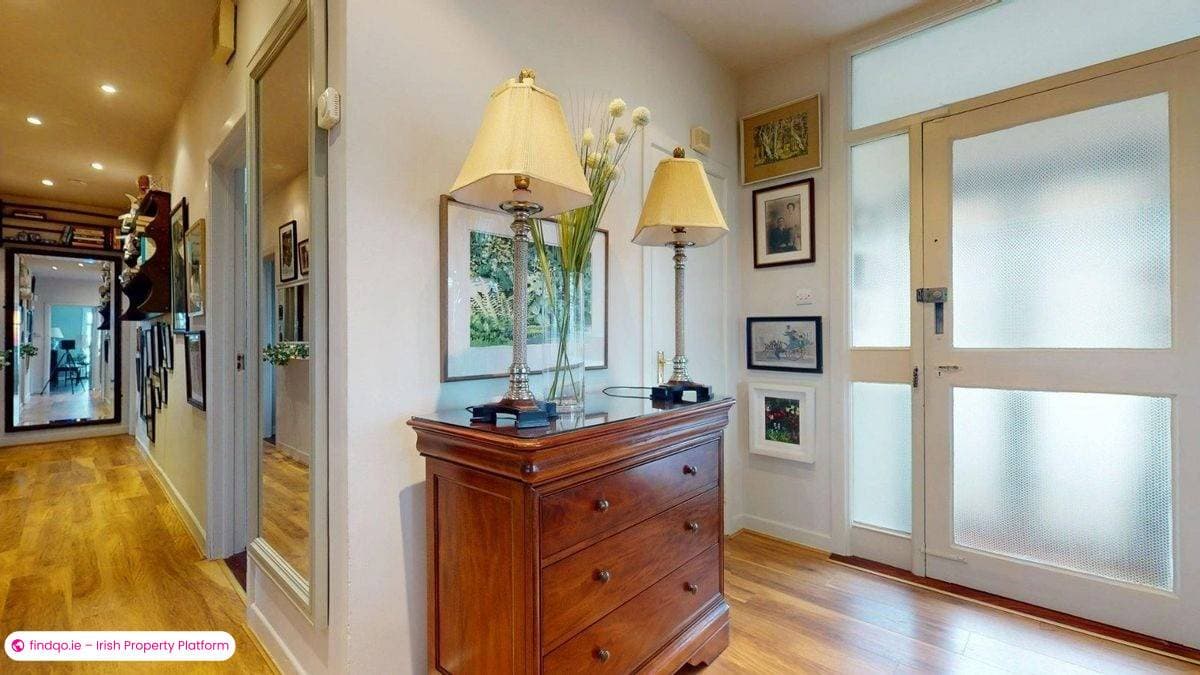 Bungalow for Sale in Sutton, Dublin 13