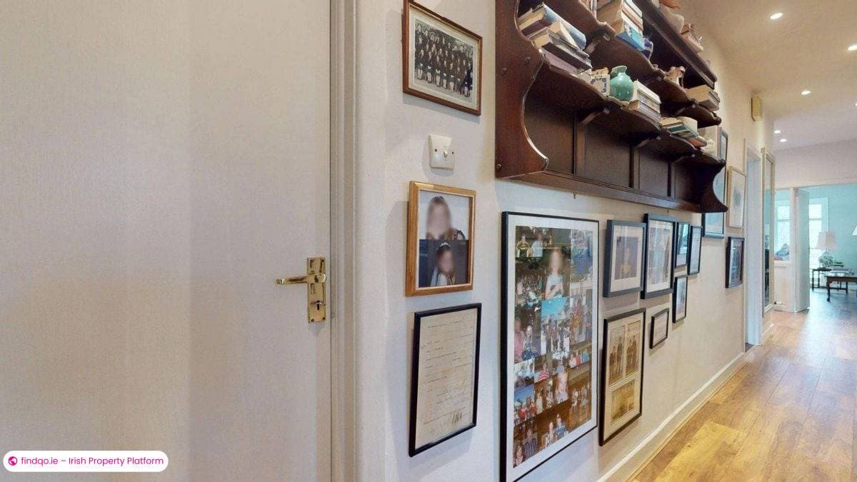 Bungalow for Sale in Sutton, Dublin 13