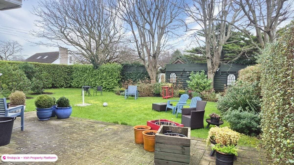 Bungalow for Sale in Sutton, Dublin 13
