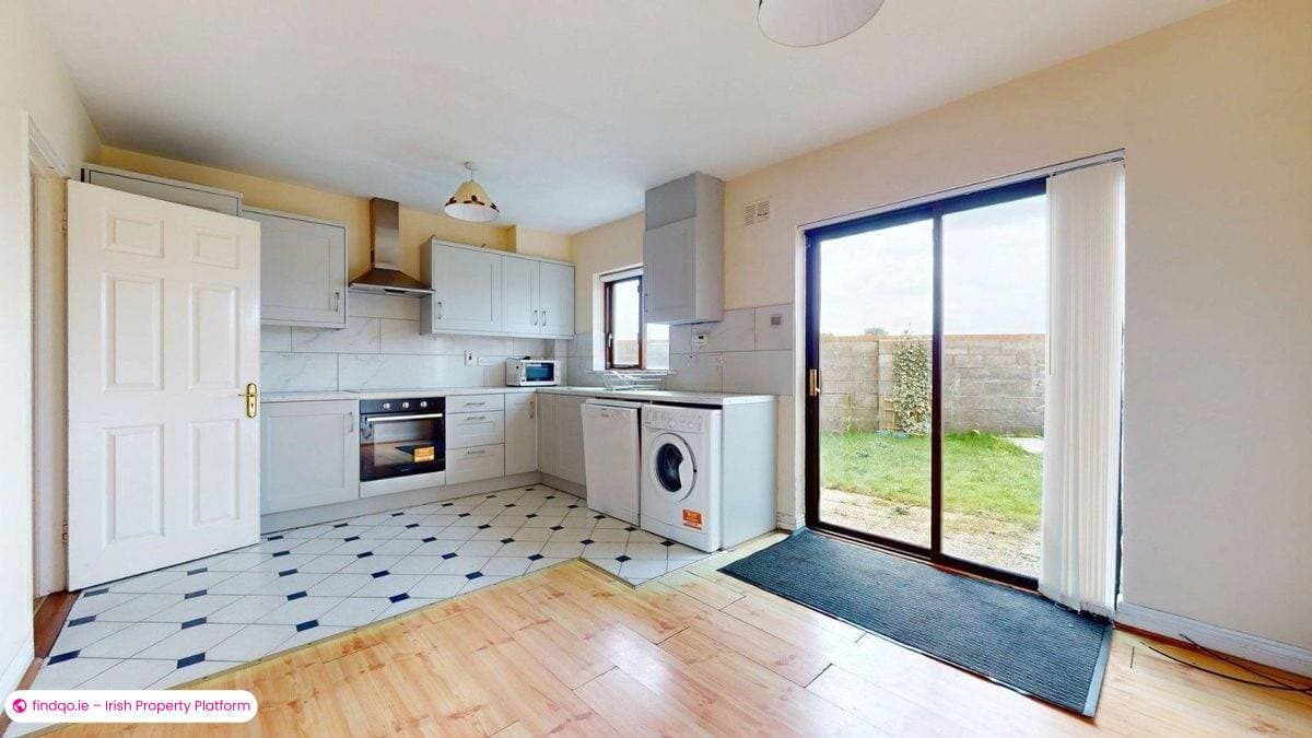End of terrace house for Sale in Sutton, Dublin 13